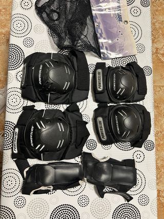 Protecciones talla L muñequeras rodilleras coderas