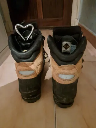 Botas Bestard Marrones y Negras