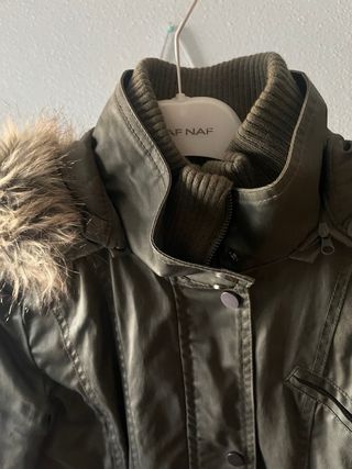 Chaqueta verde militar con pelo