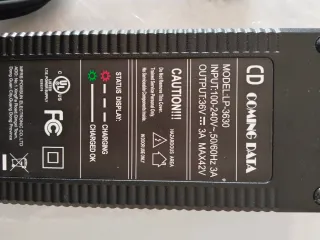 Cargador CD Coming Data LP-3630