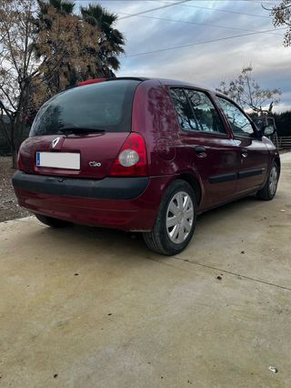 Renault Clio 2001
