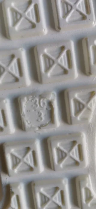 Zuecos de trabajo blancos