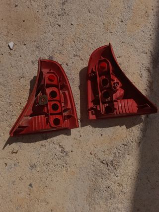 Pareja pilotos traseros clio 02