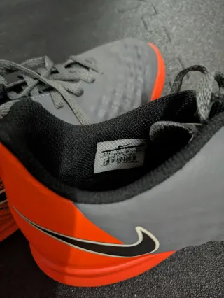 Zapatillas Fútbol Sala Nike Gris Naranja
