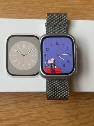 Apple Watch Series 8 Starlight