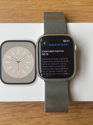 Apple Watch Series 8 Starlight