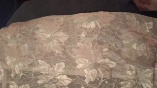 Tende in pizzo floreale beige e bianco