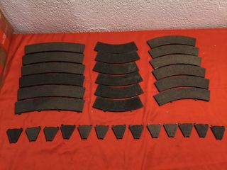 31 pianos negros Scalextric originales