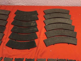 31 pianos negros Scalextric originales