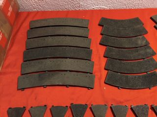 31 pianos negros Scalextric originales