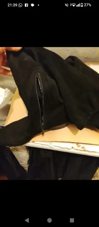 Stivali alti elasticizzati neri