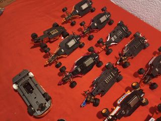 Lote enorme coches Scalextric 1:32 piezas