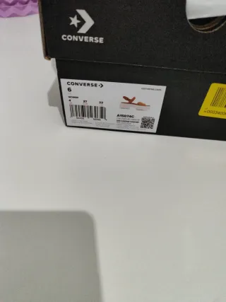 Nuevas sin estrenar, Sandalias Converse Beige y Ma