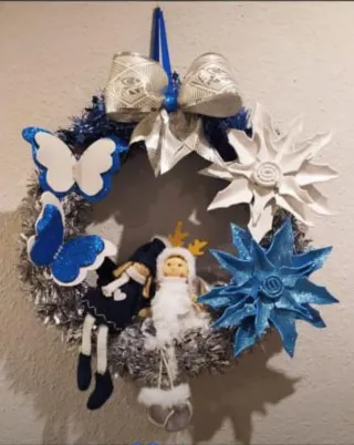 Corona Navidad y Belén