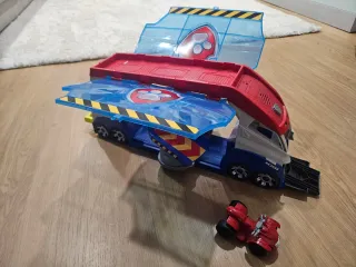 Camión Patrulla Canina