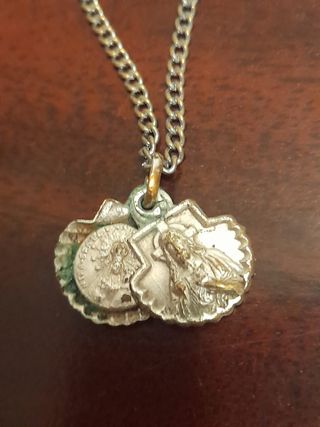 Collar vintage medalla religiosa esmaltada