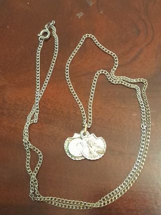 Collar vintage medalla religiosa esmaltada