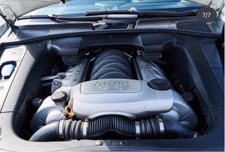 Porsche Cayenne 2004