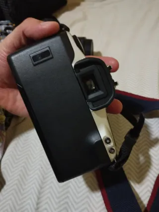 Cámara Canon EOS 300 de carrete