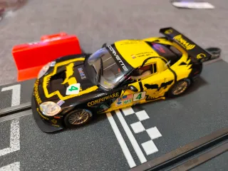 Scalextric Chevrolet Corvette C6R "Jake" 1:32