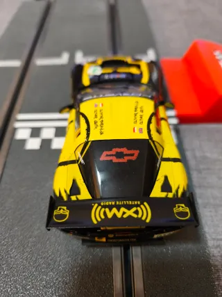 Scalextric Chevrolet Corvette C6R "Jake" 1:32