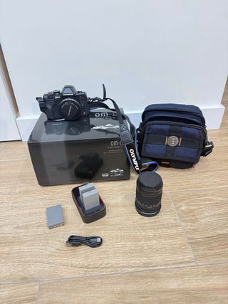 Olympus OM-D E-M10 Mark IV Cámara