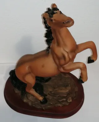 Cavallo Galileo in ceramica da collezione
