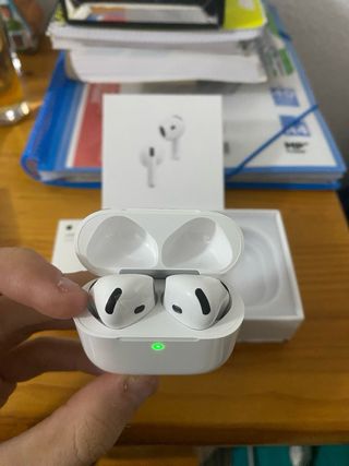 Airpods 4