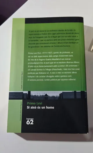 Pack de 3 llibres en català de lectura.