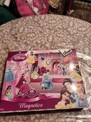 Juego Disney Princess Magnetics