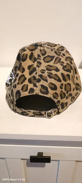 Gorra NY estampado leopardo