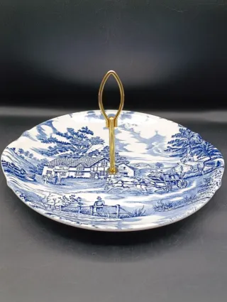 Bandeja tartera con asa dorada