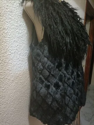 Chaleco negro peludo talla única