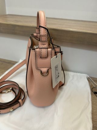 Bolso FURLA saco de piel bovina rosa.
