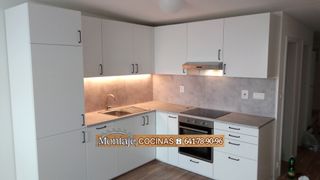 Cocina modular madera y negra