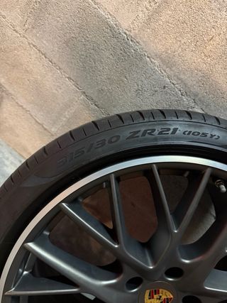 Llantas Porsche Panamera Turbo 21” Originales