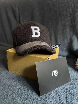 Gorra New Shepherds gris con B.