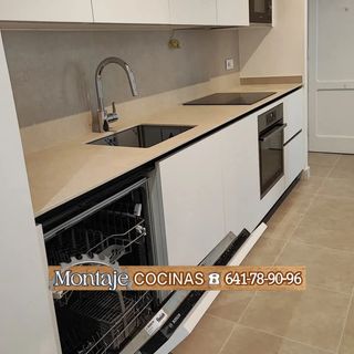 Cocina modular madera y negra
