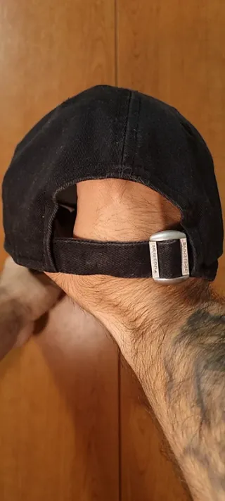 Gorra New Era L.A original broche strapback.