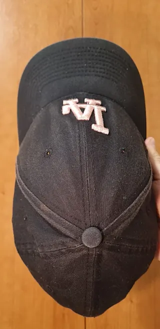 Gorra New Era L.A original broche strapback.