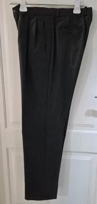 Completo uomo grigio