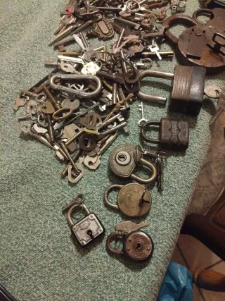 Lucchetti e chiavi vintage