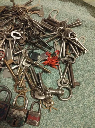 Lucchetti e chiavi vintage