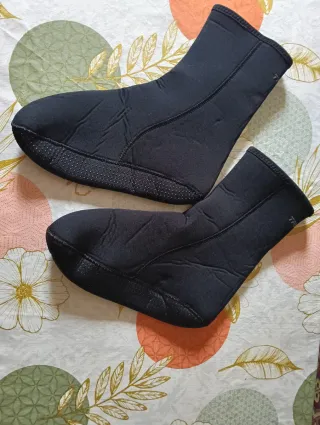 Calcetines neopreno Decathlon 46/47