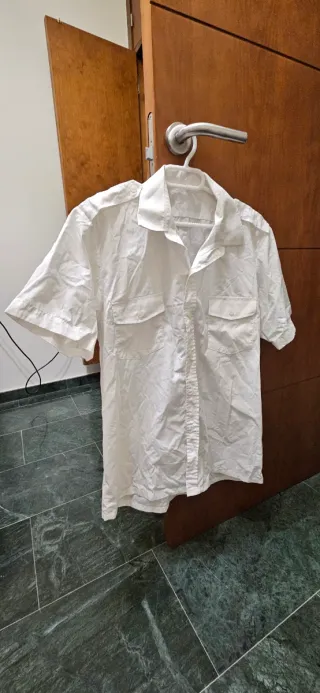 Camisa blanca oficial/patrón