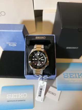 Reloj Seiko 5 Sports SRPK22 Bicolor