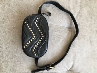Bolso Piti Cuiti Piel Negro Tachuelas