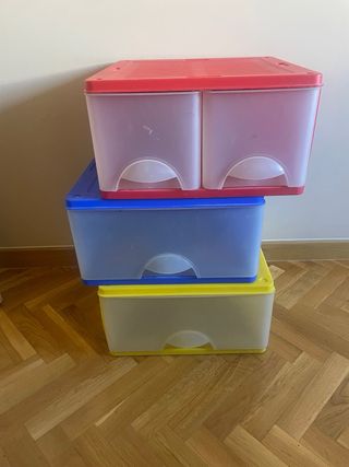 Cajonera apilable de plástico