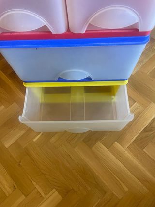 Cajonera apilable de plástico