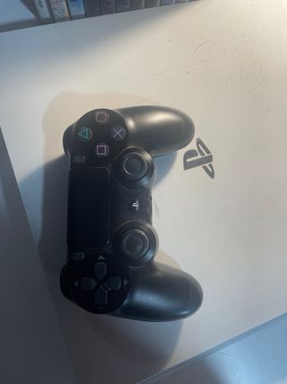 Consola PS4 Pro Bianca + Mando + Giochi